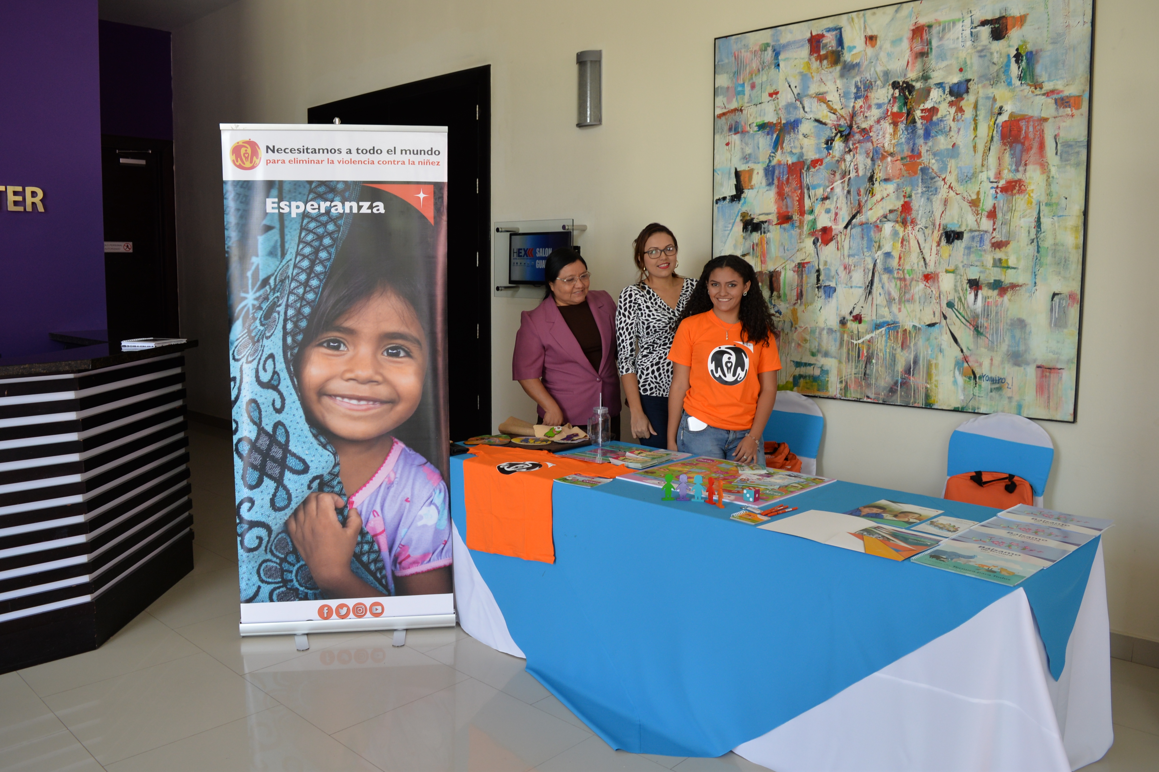 World Vision participa en congreso nacional sobre tecnología, religión y niñez