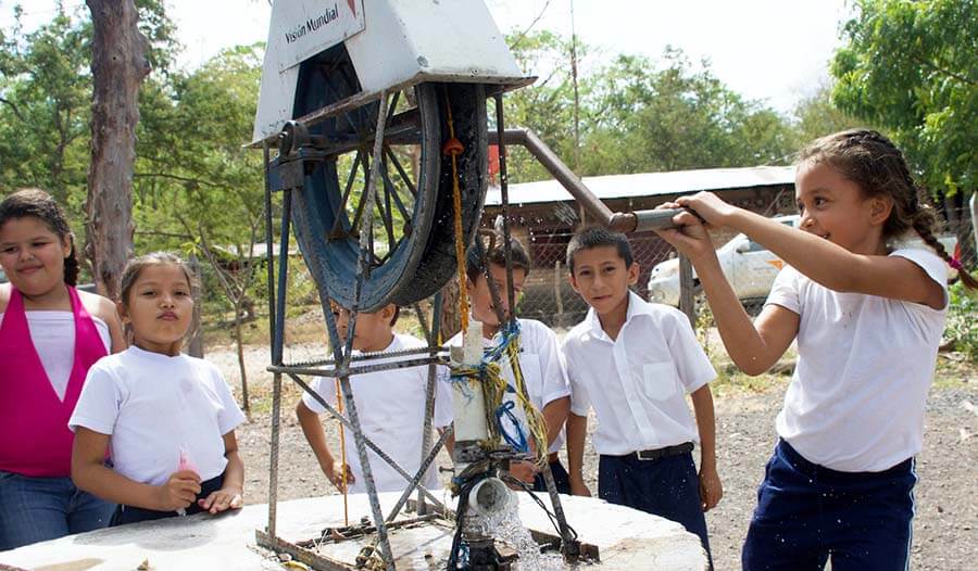 “Es fundamental invertir en la protección de las fuentes de agua”