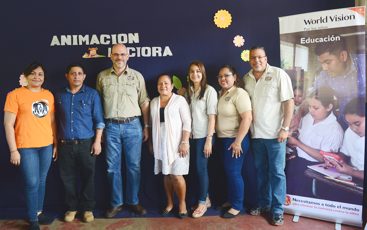 World Vision Nicaragua y Café Las Flores, juntos por la educación