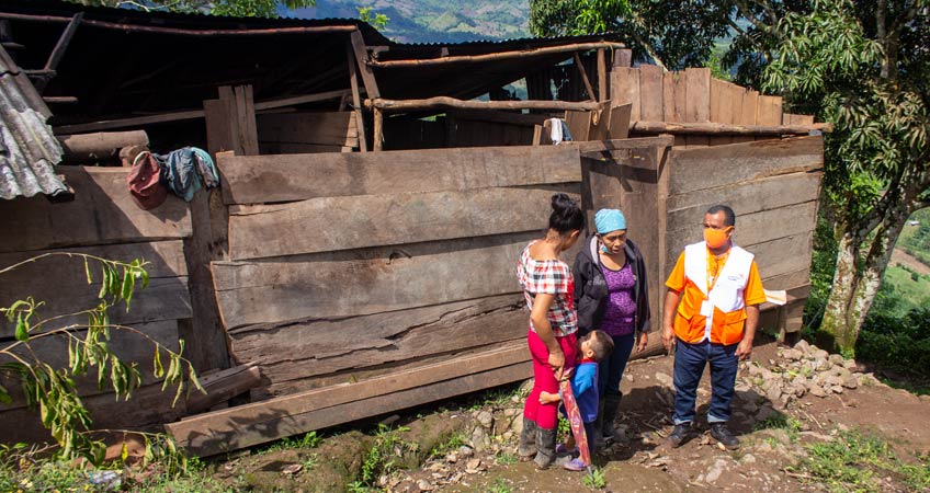 Duros relatos de familias damnificadas por huracanes en Nicaragua